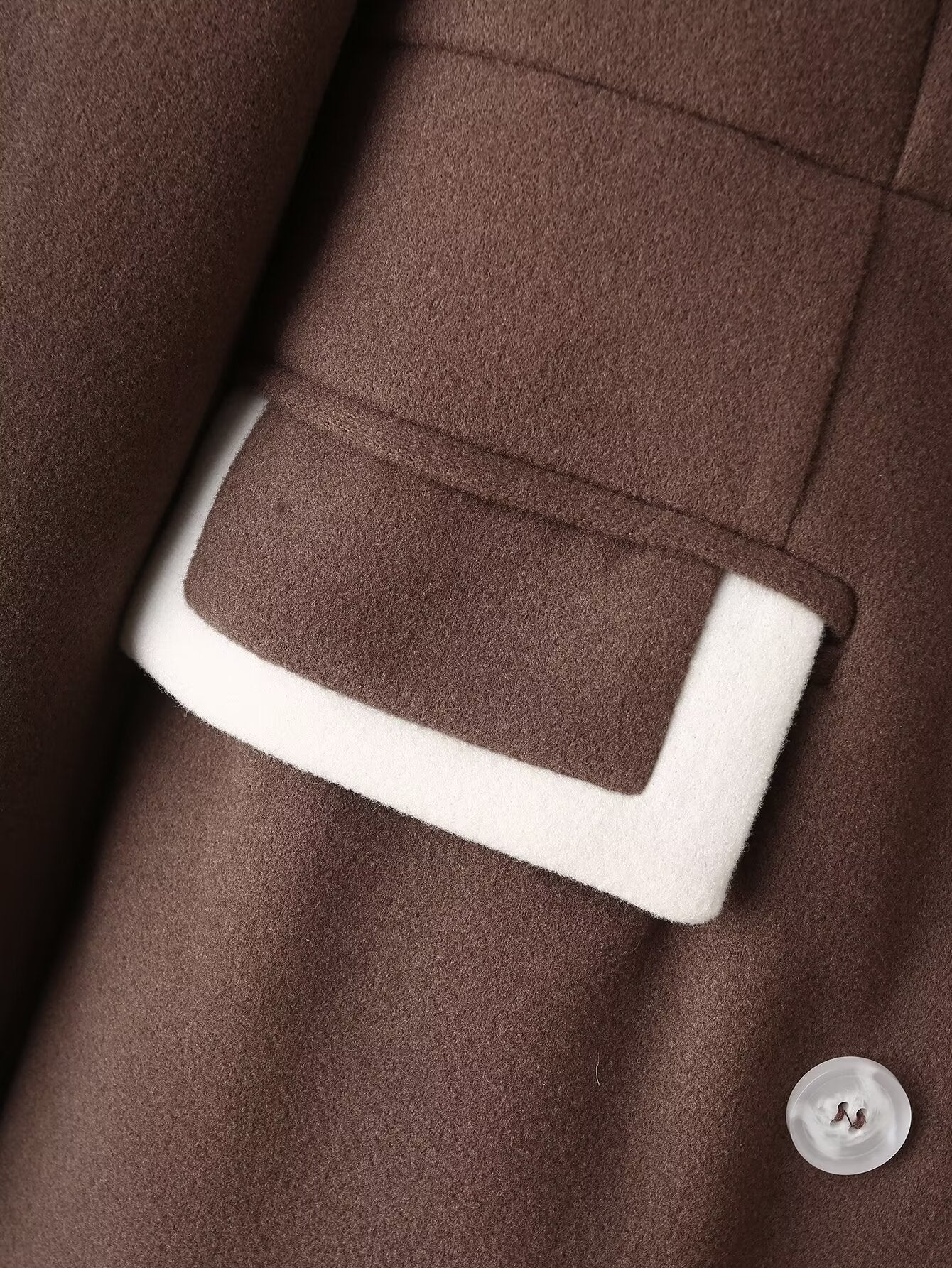 Women Clothing High Sense White Texture Belt Metal Button Design Women Coat